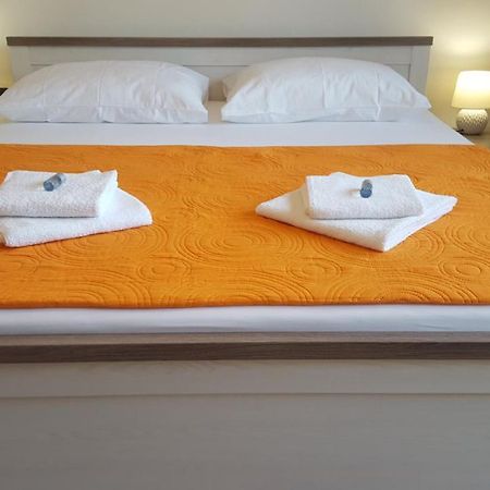 ורסי Holiday House Lavanda מראה חיצוני תמונה