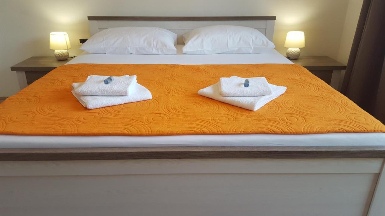 ורסי Holiday House Lavanda מראה חיצוני תמונה