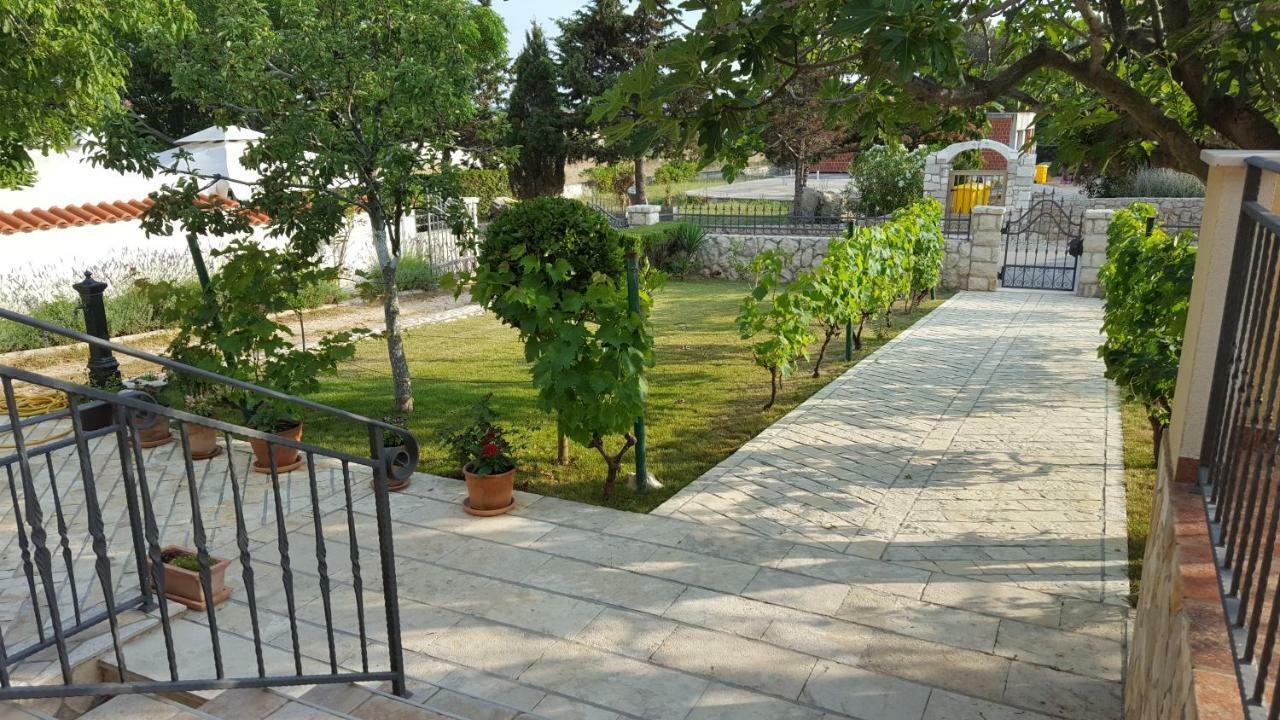 ורסי Holiday House Lavanda מראה חיצוני תמונה