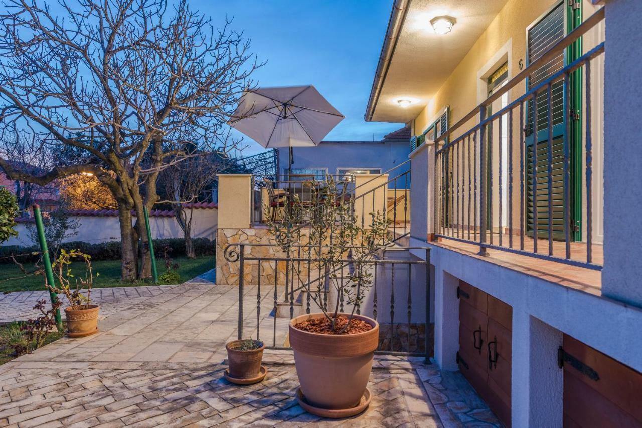 ורסי Holiday House Lavanda מראה חיצוני תמונה