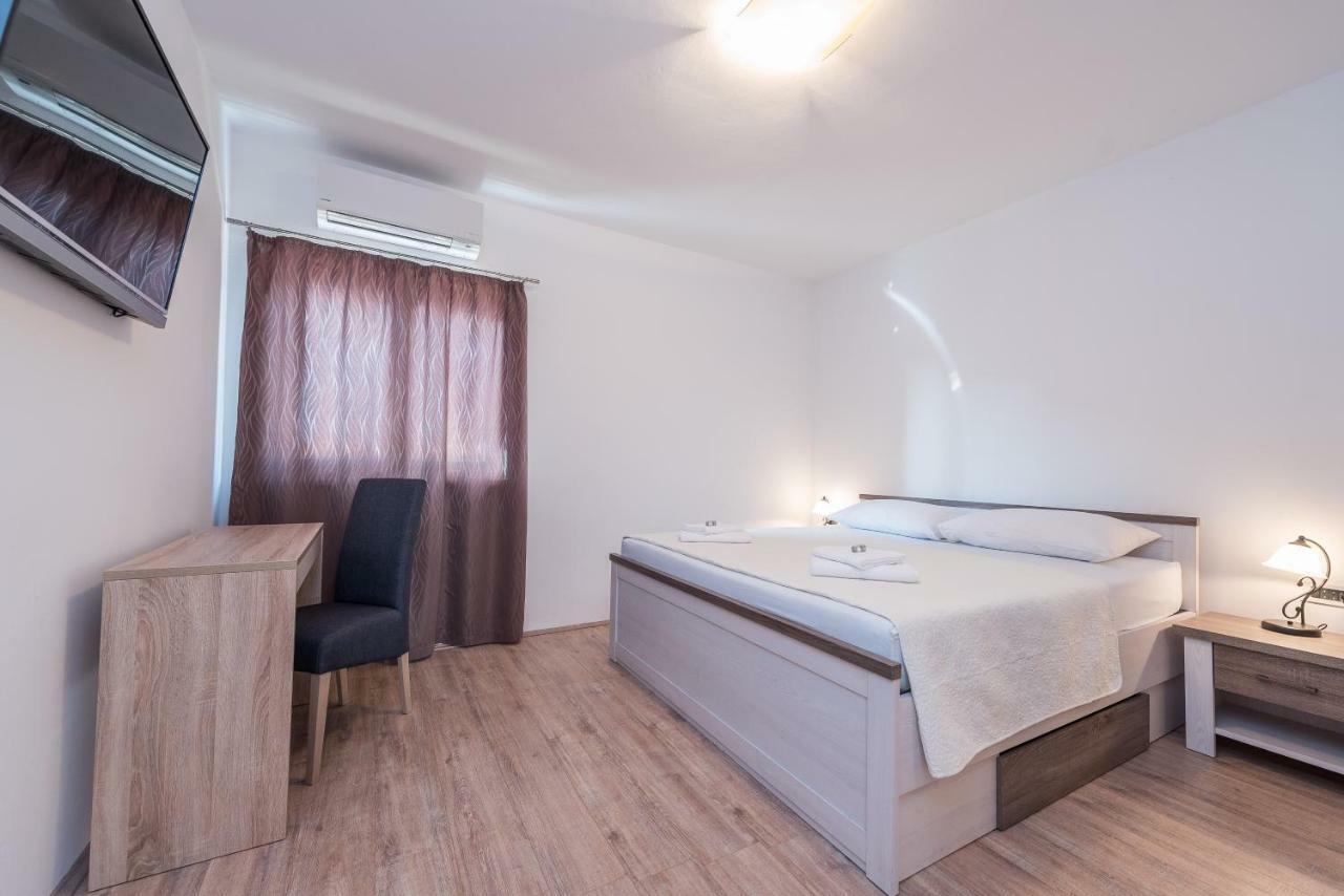 ורסי Holiday House Lavanda מראה חיצוני תמונה