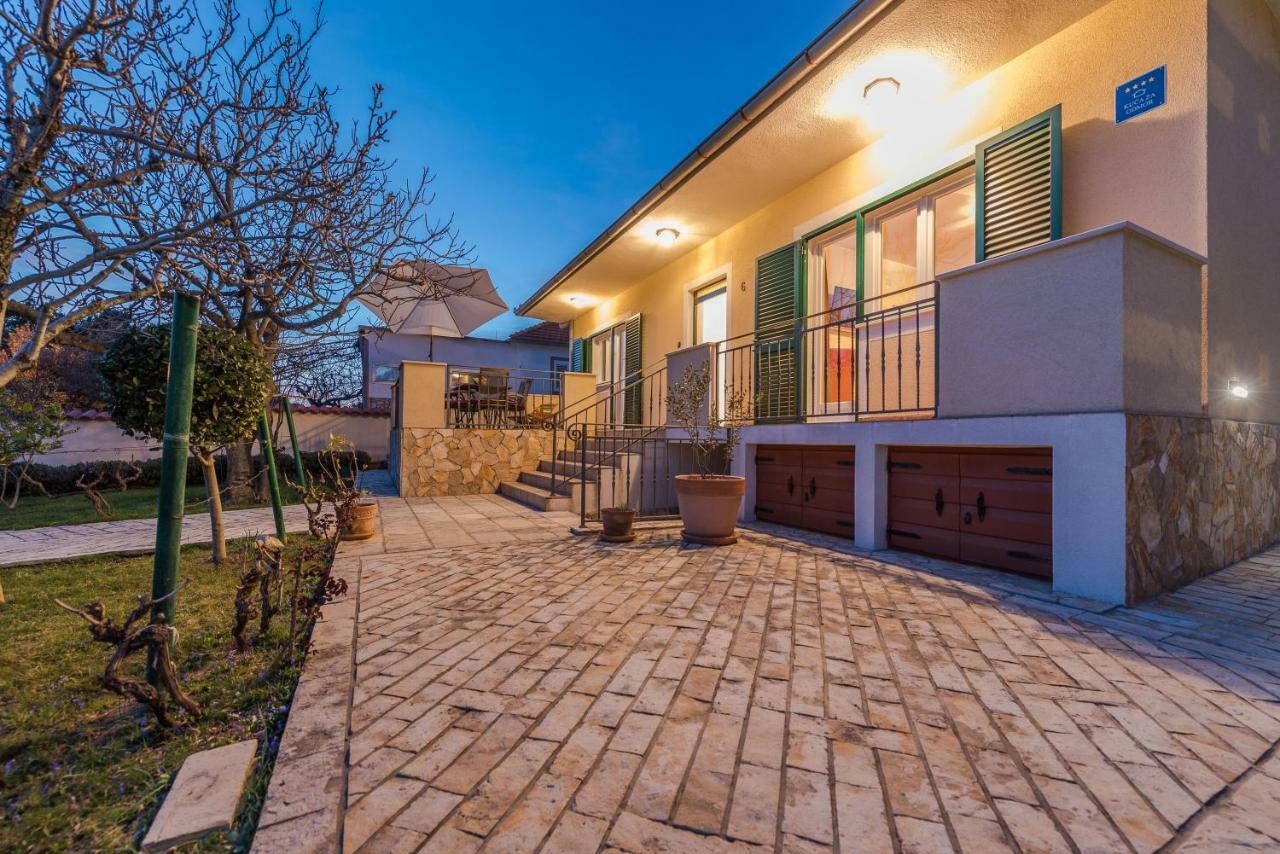 ורסי Holiday House Lavanda מראה חיצוני תמונה